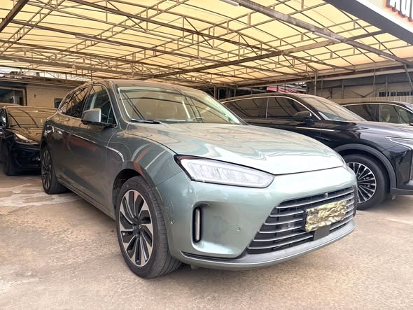 2022 AITO M5 1.5T AWD Premium EREV SUV